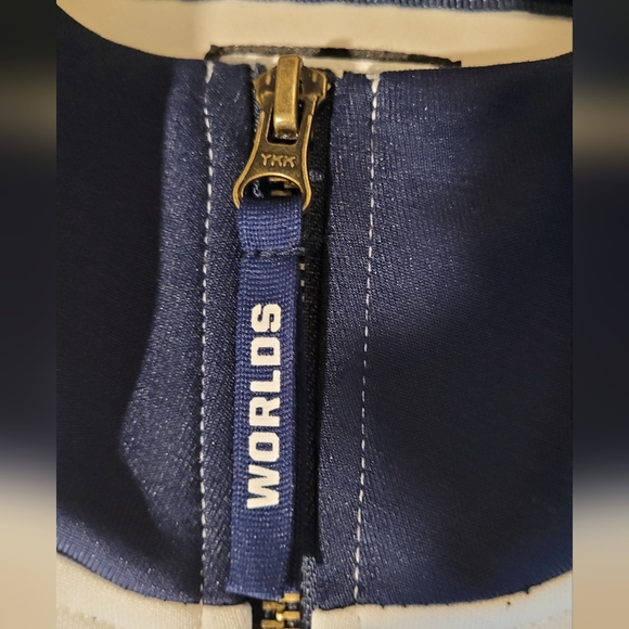 Riot Zip-Up Jacket -Size Large - Picture 3 of 9